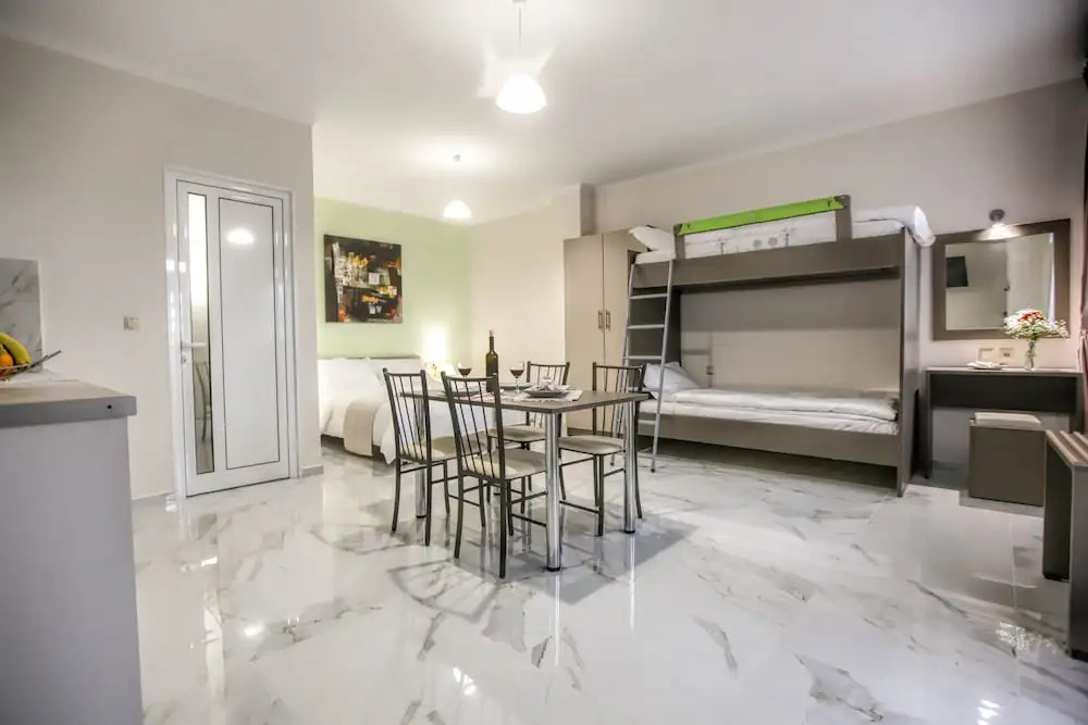 Del Sol Meteora Luxurious Family Suites2