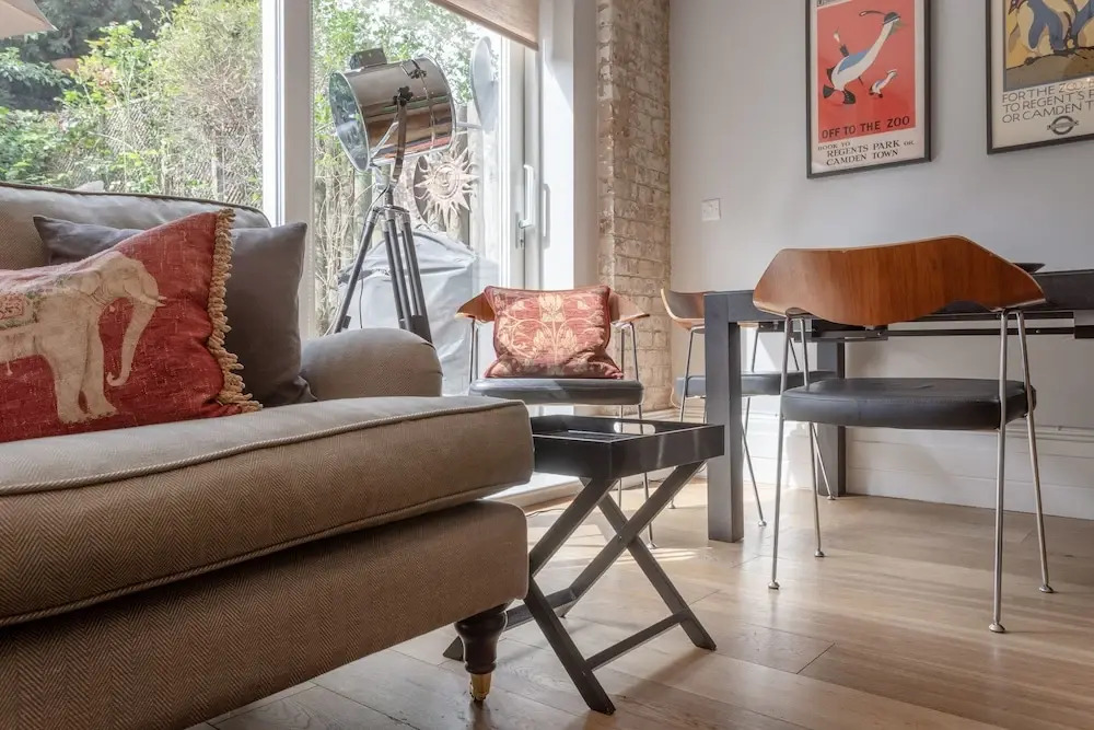 Chic 2 Bedroom Garden House in Dalston