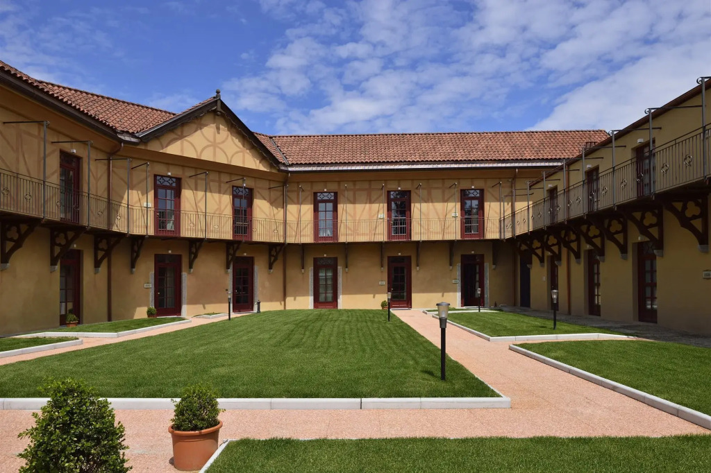 Castello Dal Pozzo Resort Lago Maggiore - Preferred Hotels & Resorts