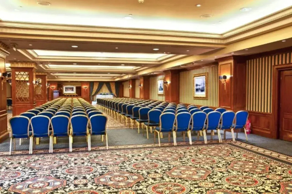 Royal Olympic Hotel