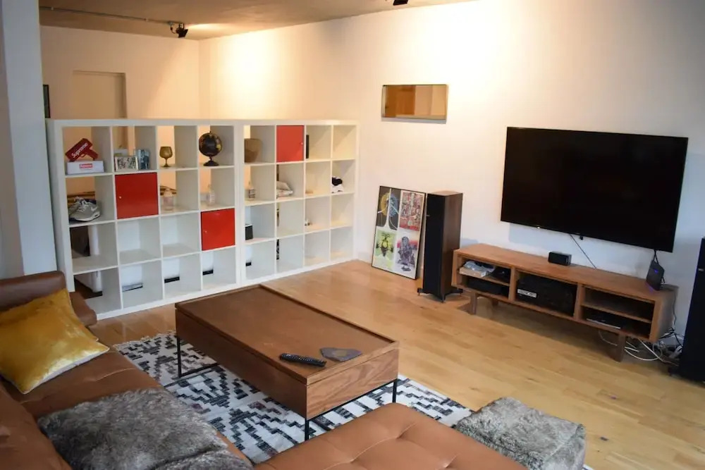 Dalson Studio 5 Mins From the Station