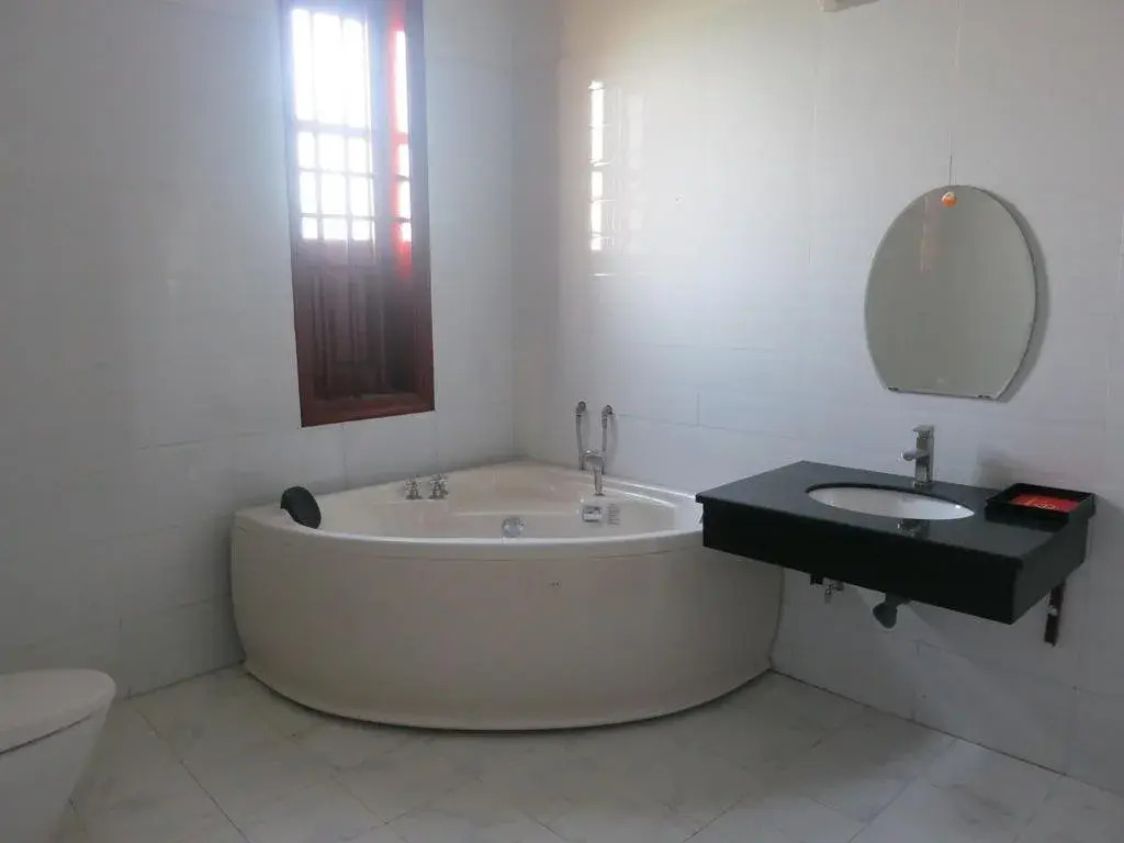 Gold Ninh Binh Hotel