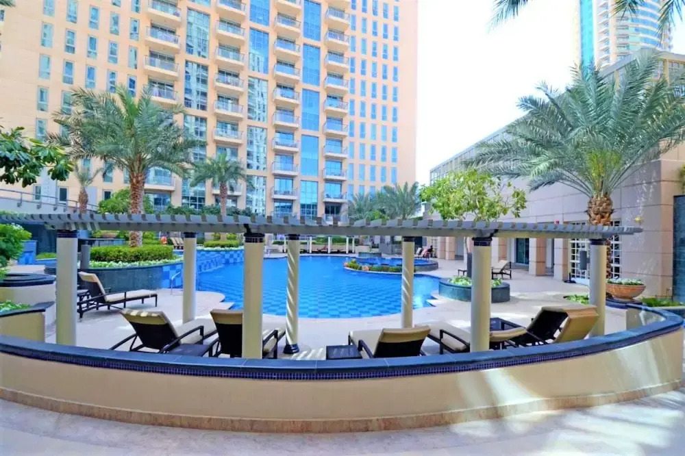 Luxurious 1B With Opera & fountains views