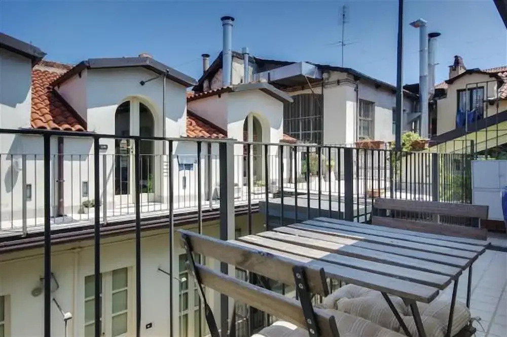 Torino Savoia Wooden Duplex Apt