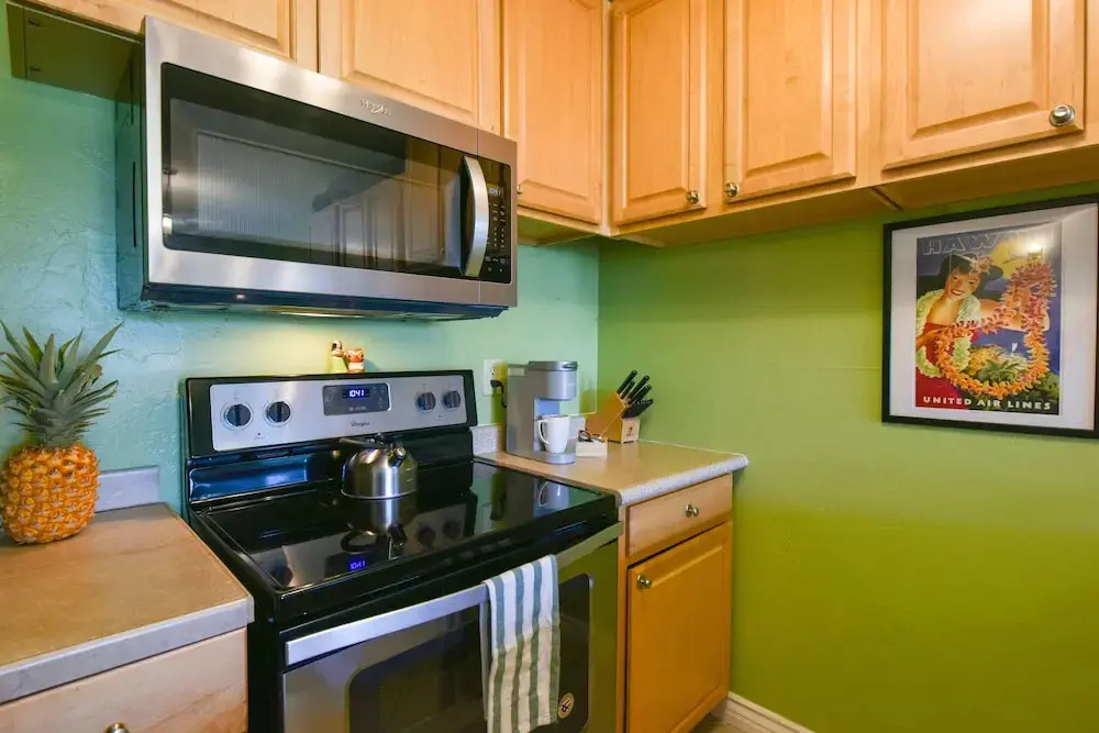 1br W/ Pools, Steps To Kamaole Beach 3 1 Bedroom Condo