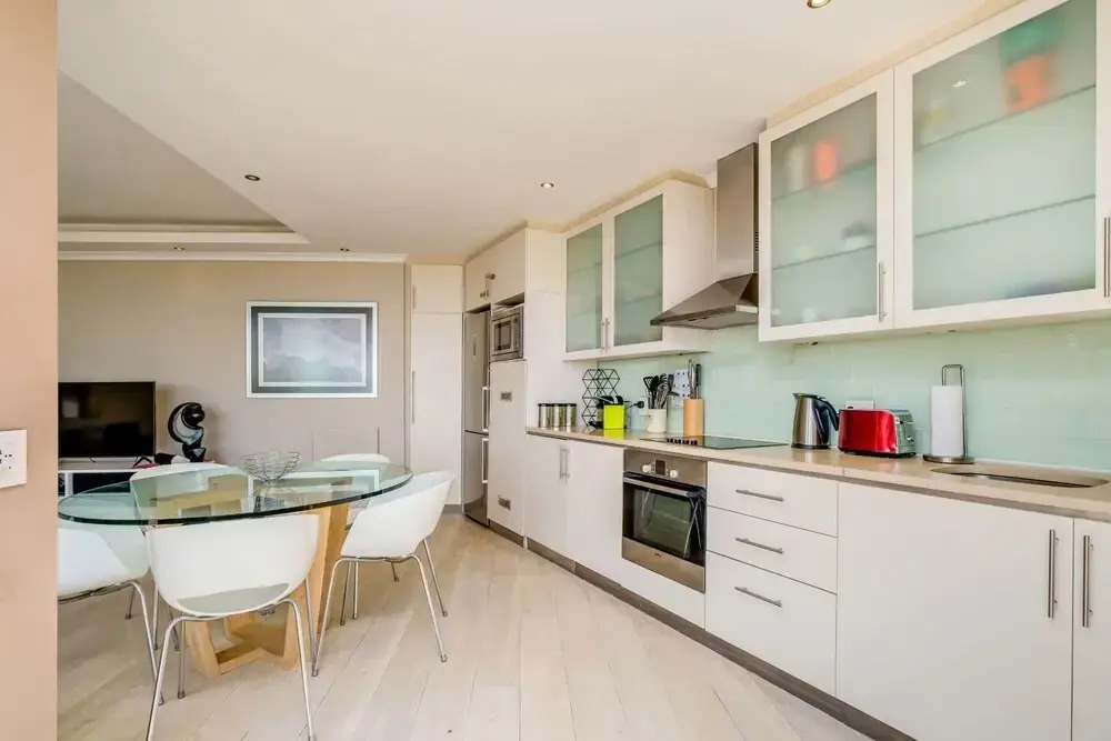 Holiday Apartment in Secure Camps Bay Complex With Private Pool Calico