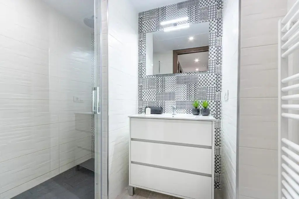 CENTRAL APARTMENT 2A 50m BEACH