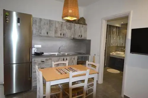 Kostas Studios