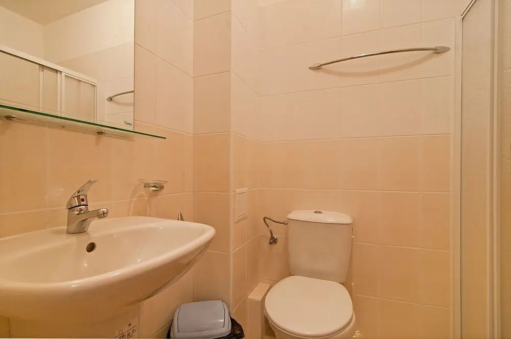 Oasis Suites Apartments and Studios