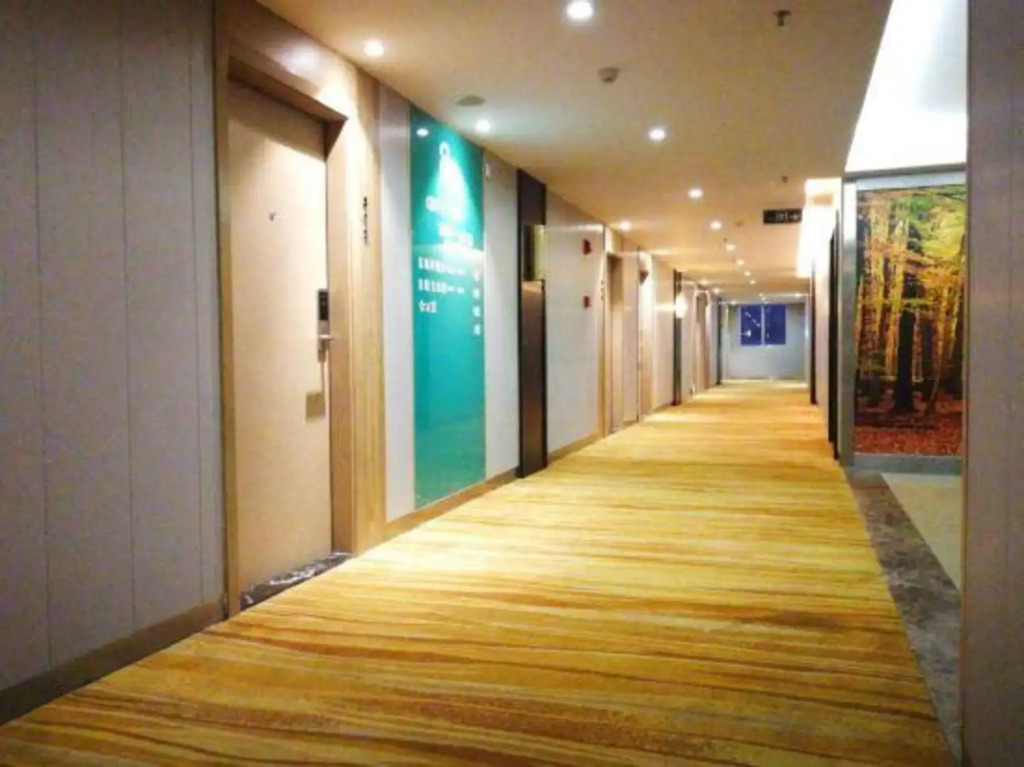 Prince Hotel
