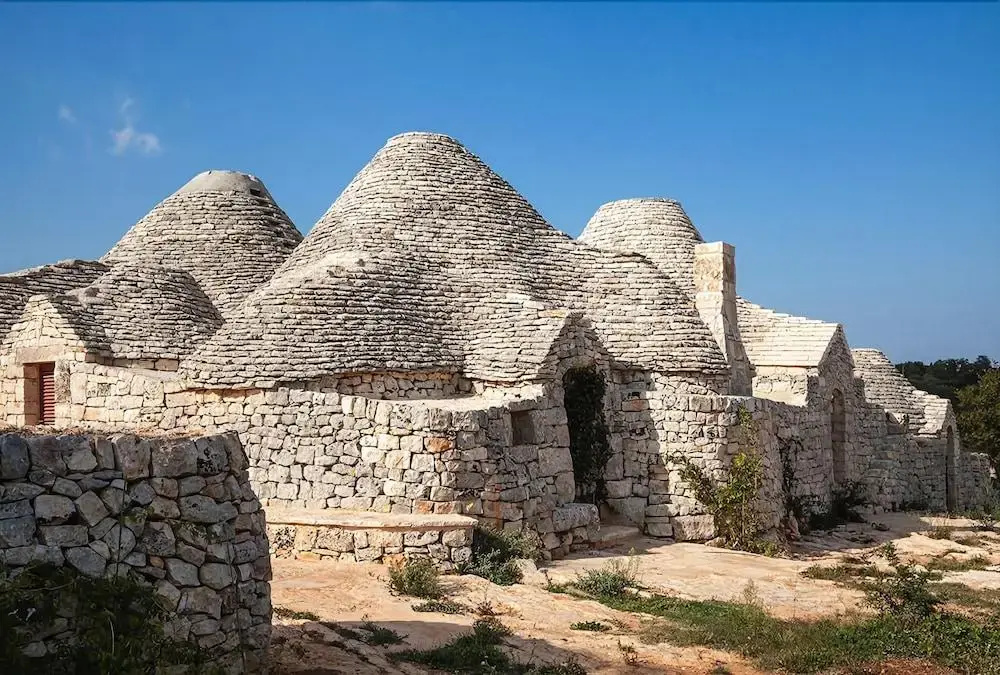Trulli di Monte Reale by Perle di Puglia