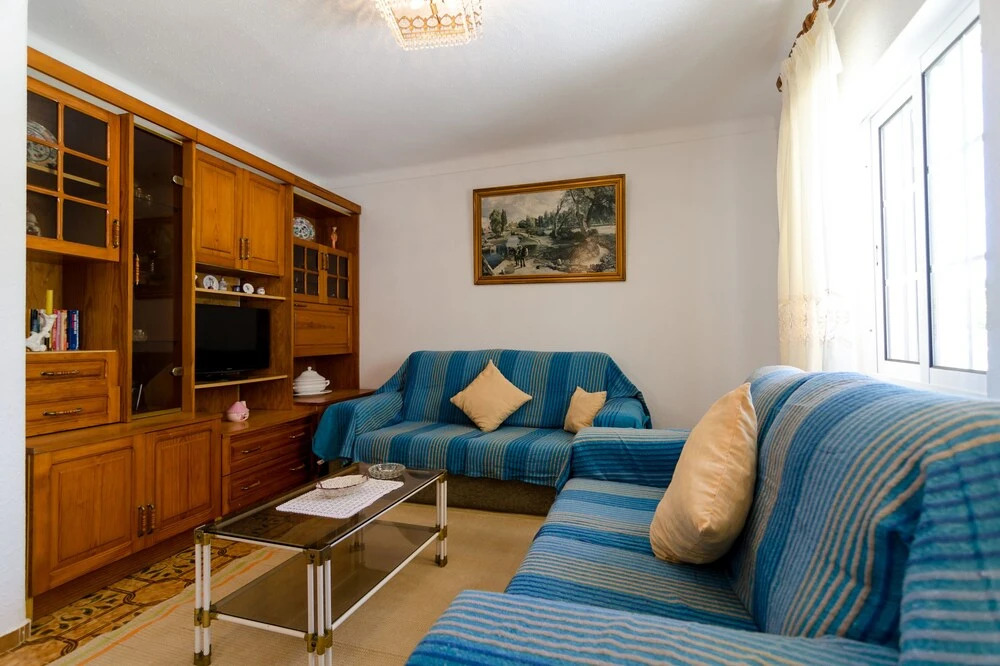 Charming 3BR Villa With Pool in Armação de Pêra