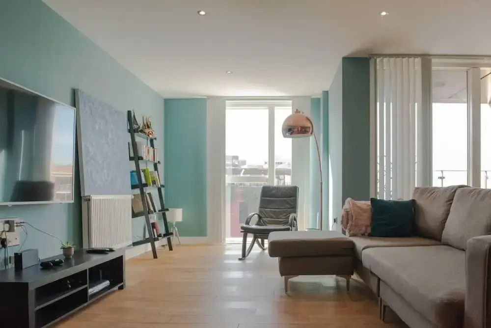 Beautiful 2 Bedroom Flat Overlooking Regents Canal