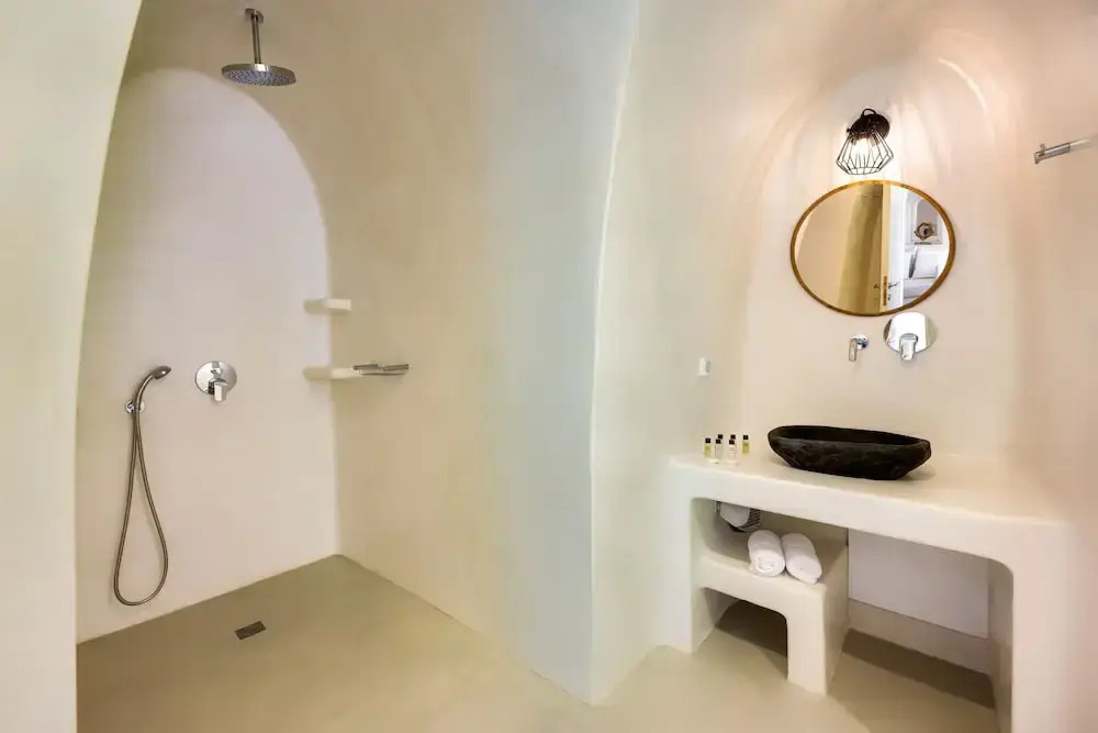 Hill Suites