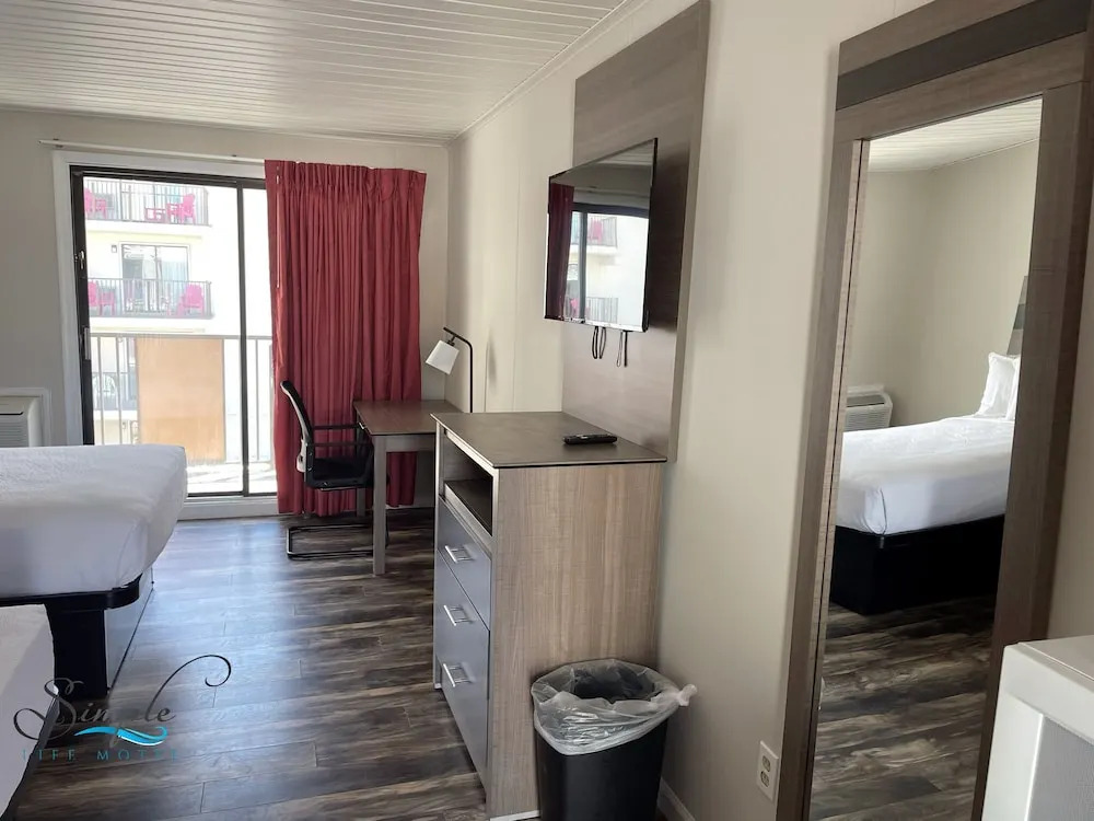 Simple Life Motel