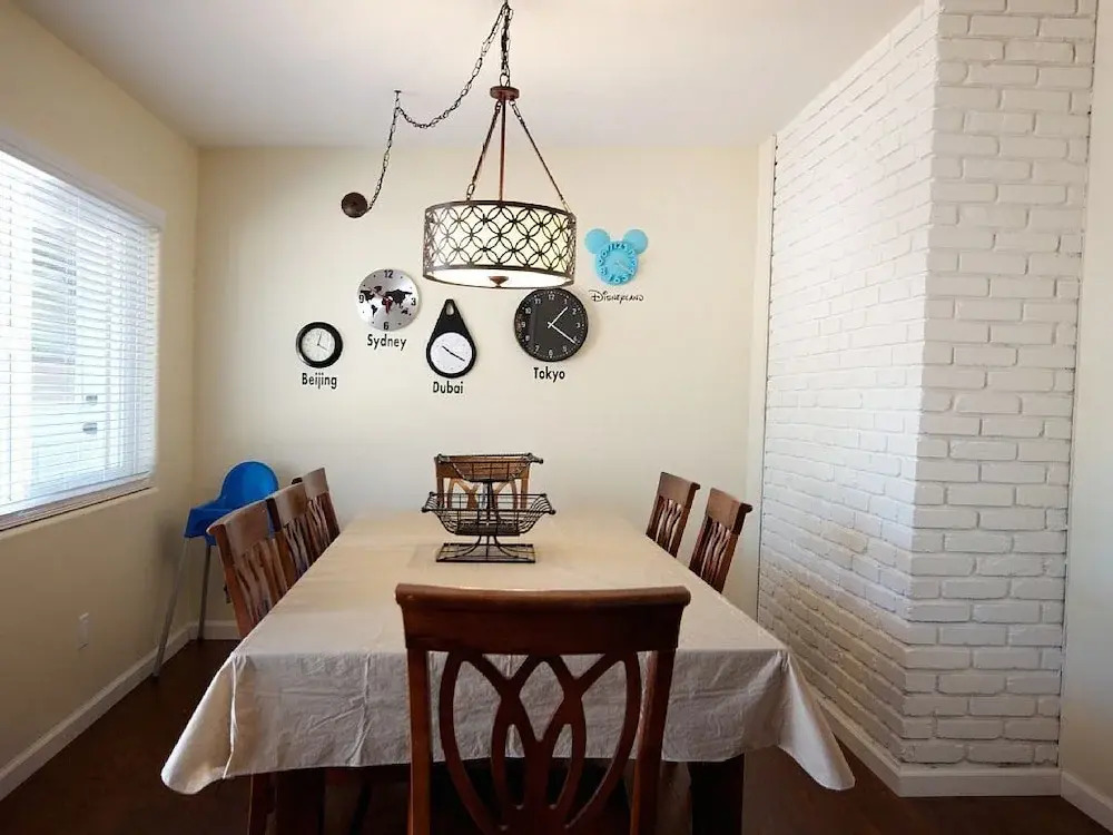 Small World 5 Bedroom Home