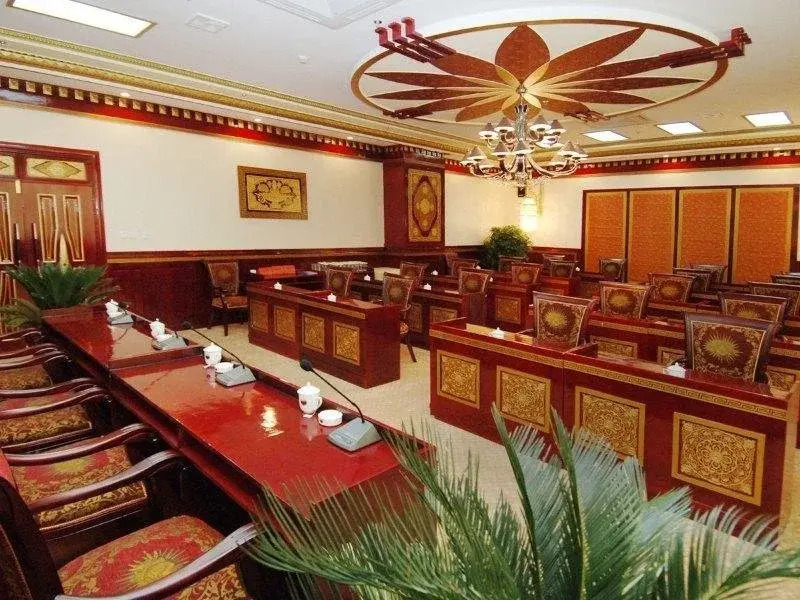 Lhasa Manasarovar Hotel