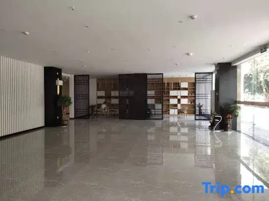 Huashan Hotel (Government compound)