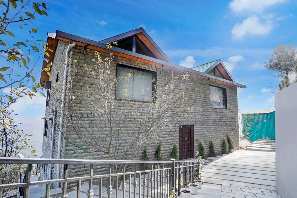 DanCenter Villa Mihika I Premium 5BHK I Orchard I Chef I Shimla