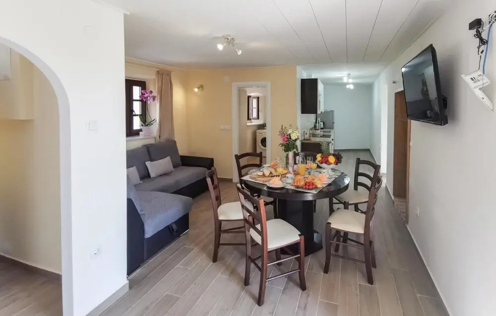 Amazing Home in Polje With Wifi and 2 Bedrooms