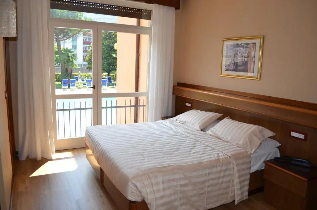 SunLake Hotel