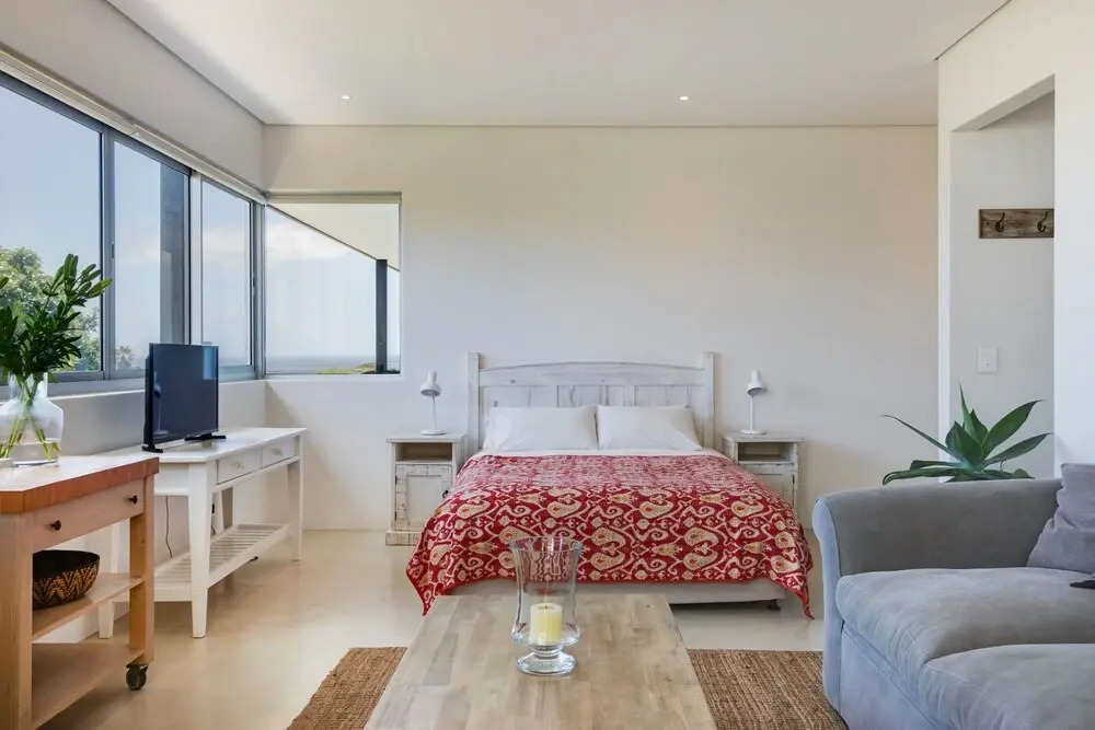 Bromley Cottage