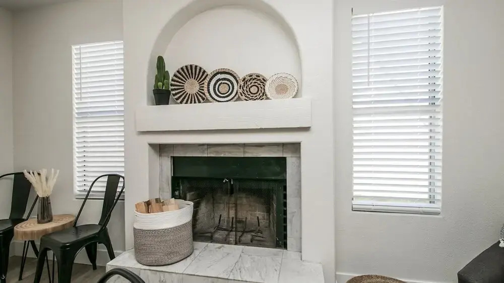 Upgraded 4-bdrm Beautiful Home W/pool!