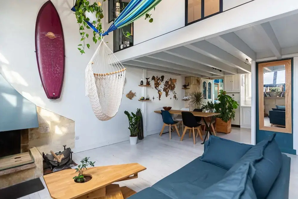 Surf Cocoon With Rooftop