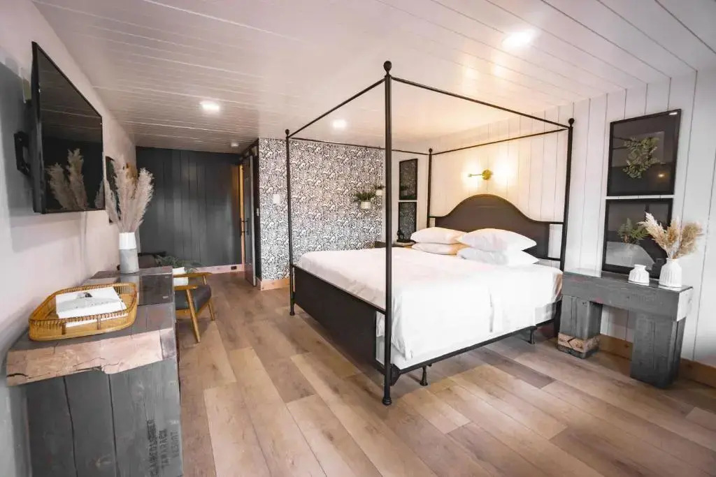 Scandia Inn