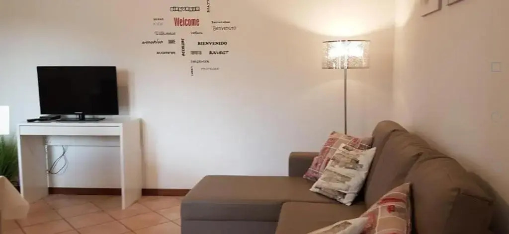 Cadelvolto carrista7Home
