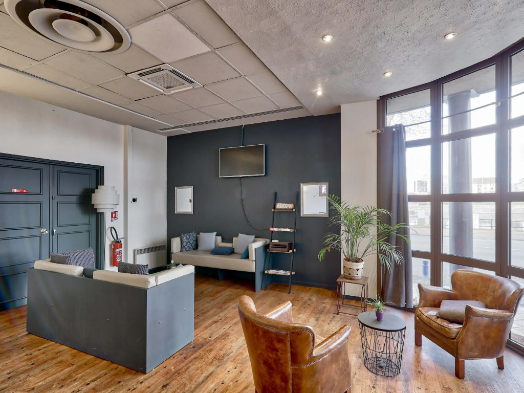 B&B HOTEL Montluçon Saint-Victor