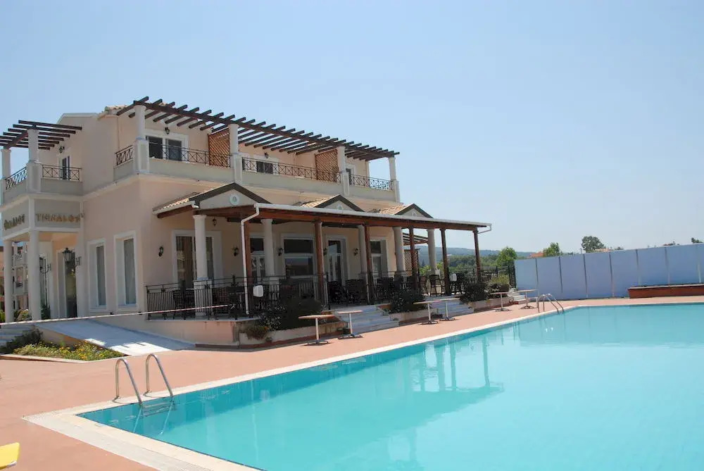 Thinalos Hotel