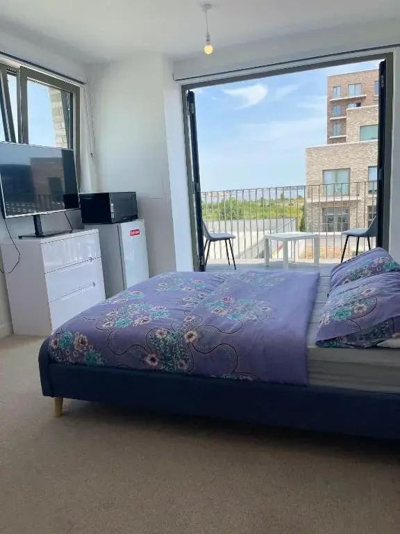 Riverside Rooms and Apartments