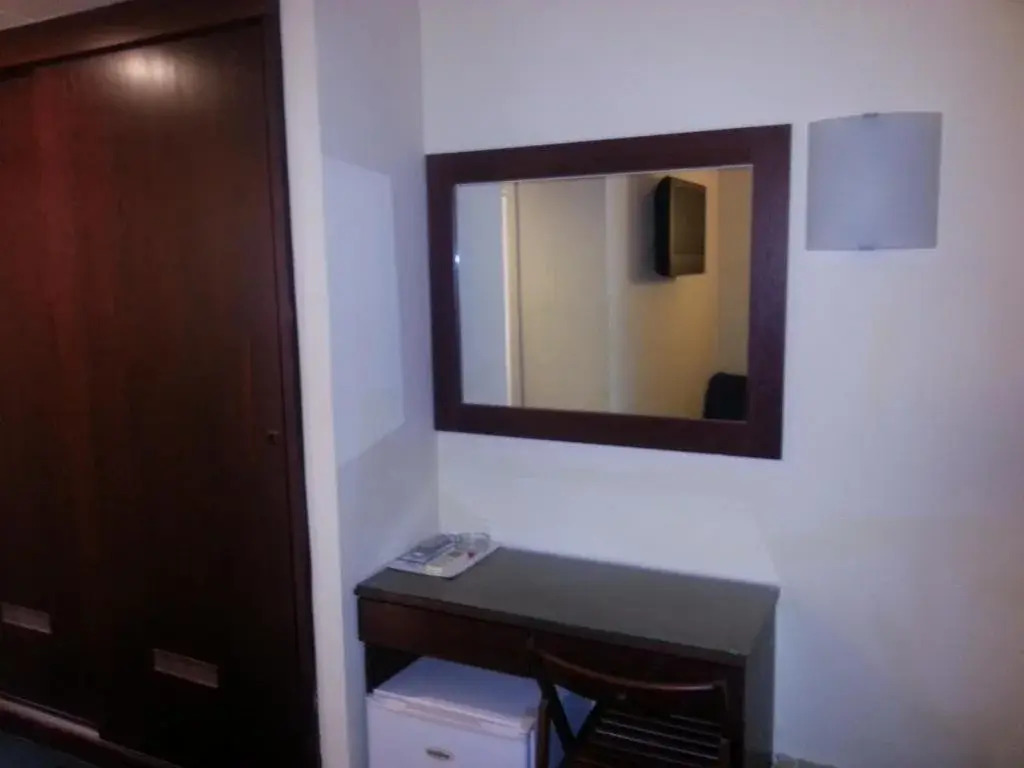Mizpe Yam Boutique Hotel