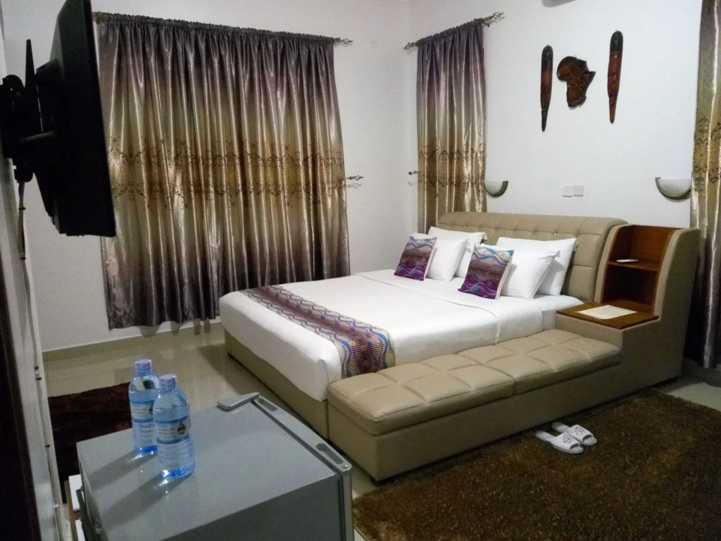 Mowicribs Hotel and Spa