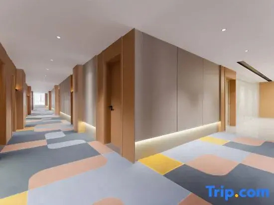 Shunqian Business Hotel
