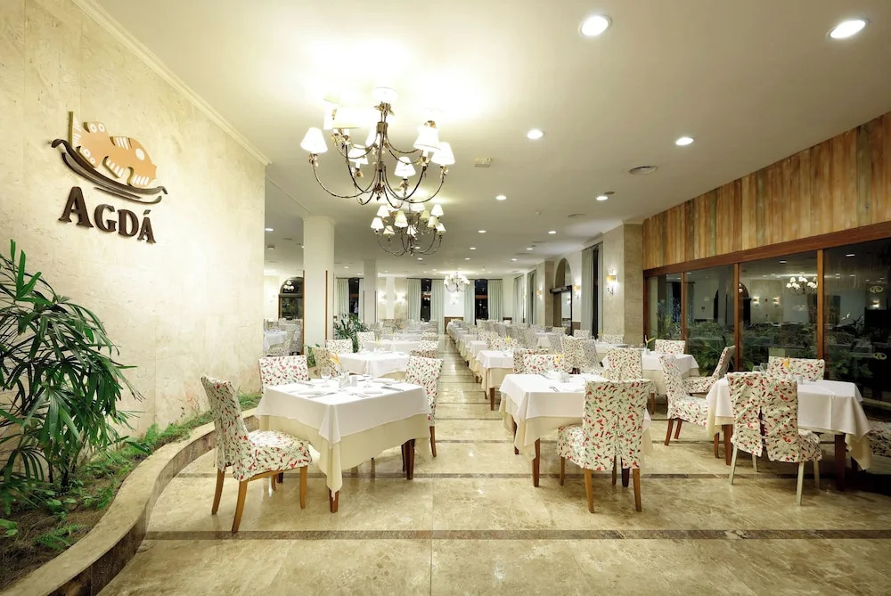 Family Selection At Grand Palladium Imbassai Resort & Spa
