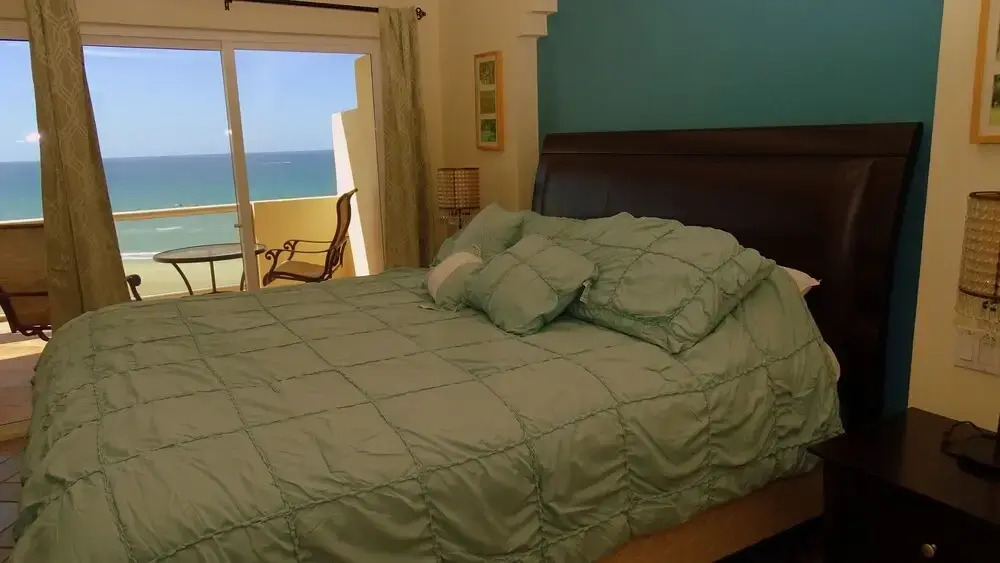 Las Palmas Resort At Sandy Beach: Condo Grande 603 2 Bedroom Condo by Redawning