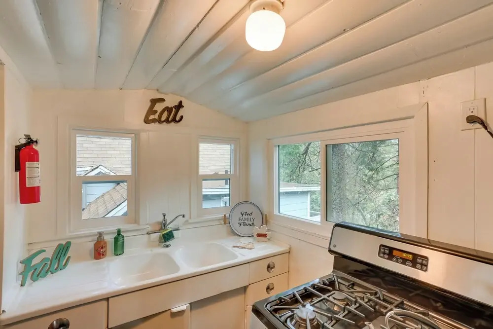 Pet-friendly California Abode w/ Fenced-in Yard!