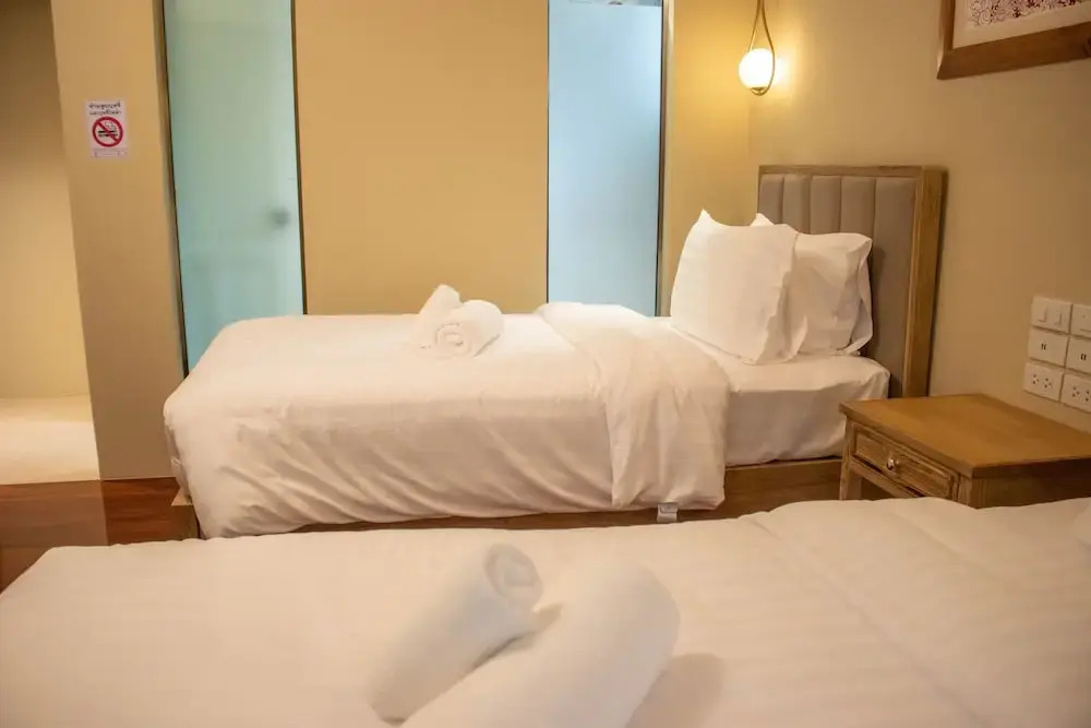 Siri Ratchadamnoen Bangkok Hotel