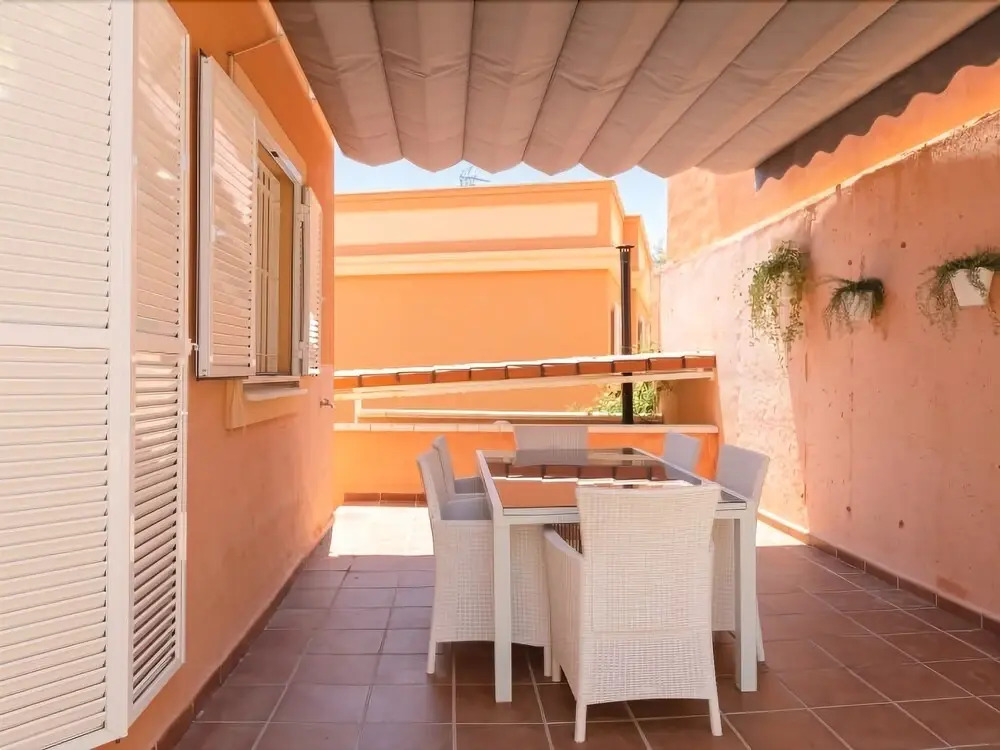 Las Biznagas, casa con barbacoa y piscina comunitaria