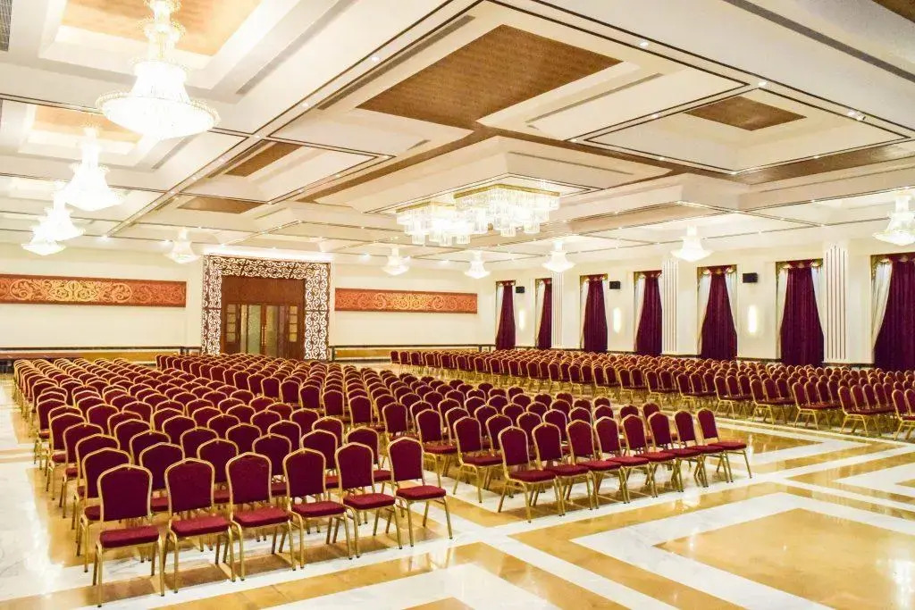Rg Royal Hotel