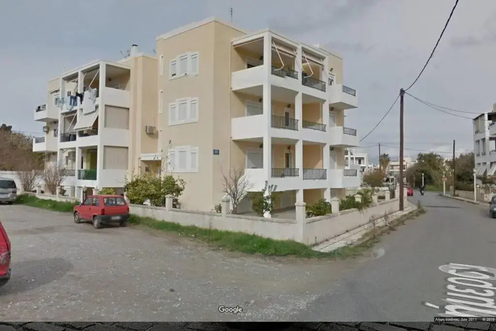 Semi-basement 50sqm apartment near Kos citycenter