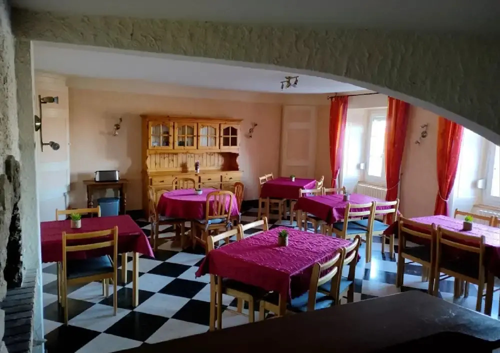 Hôtel Les Remparts