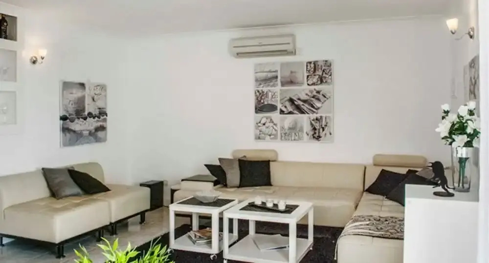107712- Apartment in Mijas