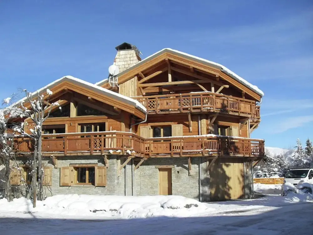 Alpien Chalet w/ Sauna