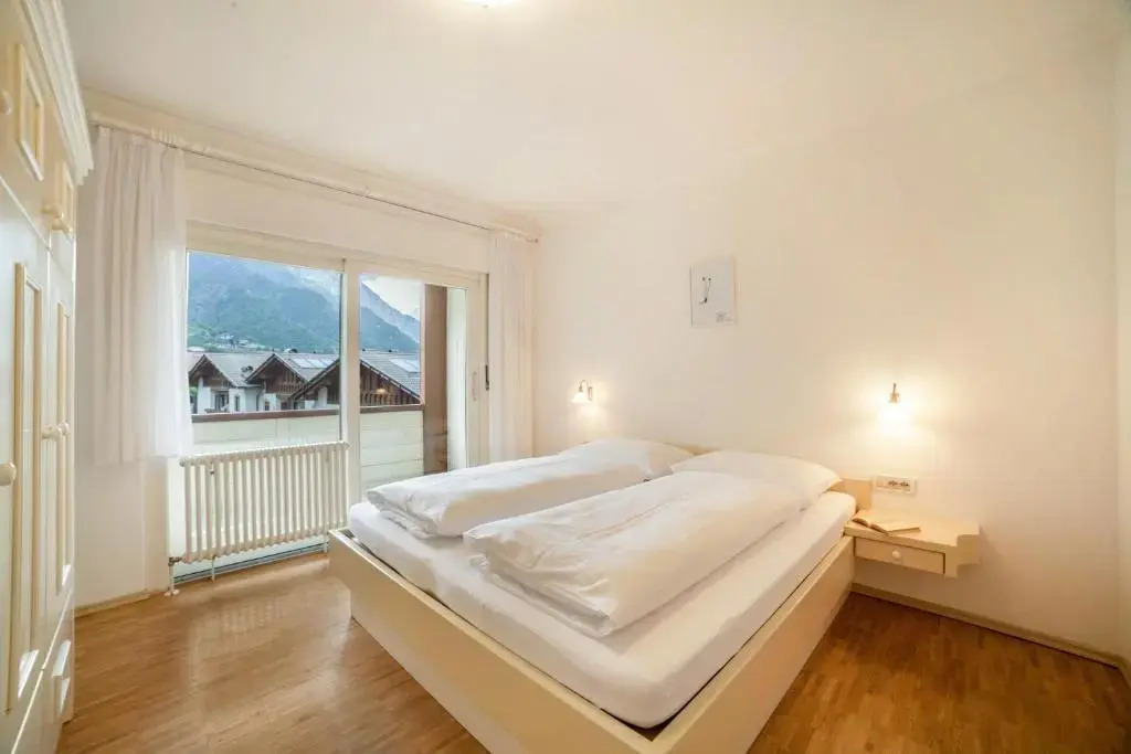 Wanda Apartment 3