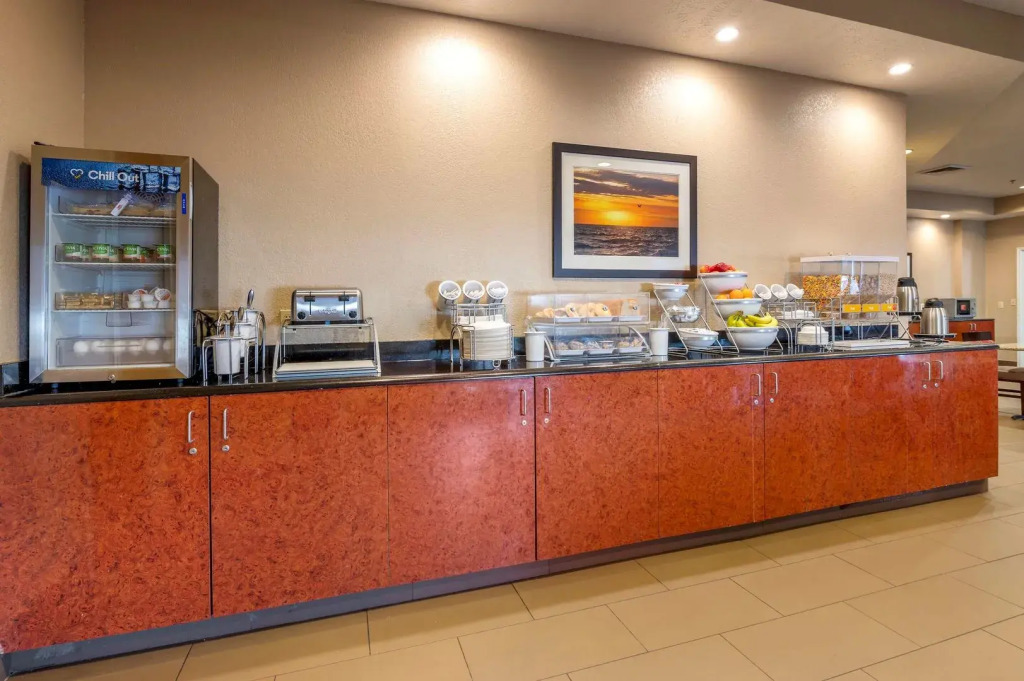 Comfort Suites Merrillville near US 30