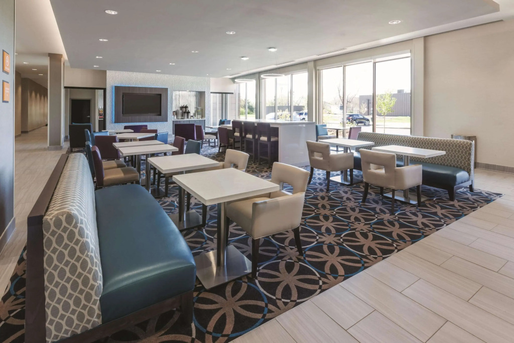 La Quinta by Wyndham Terre Haute