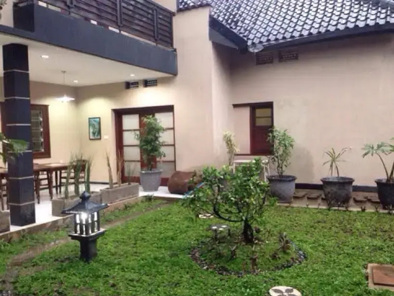 Rumah Wayang Guest House